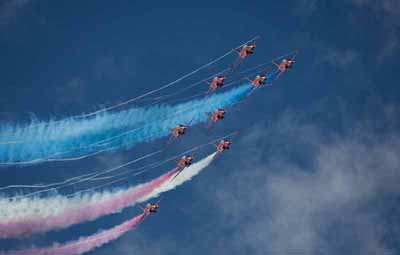 Red Arrows (2)