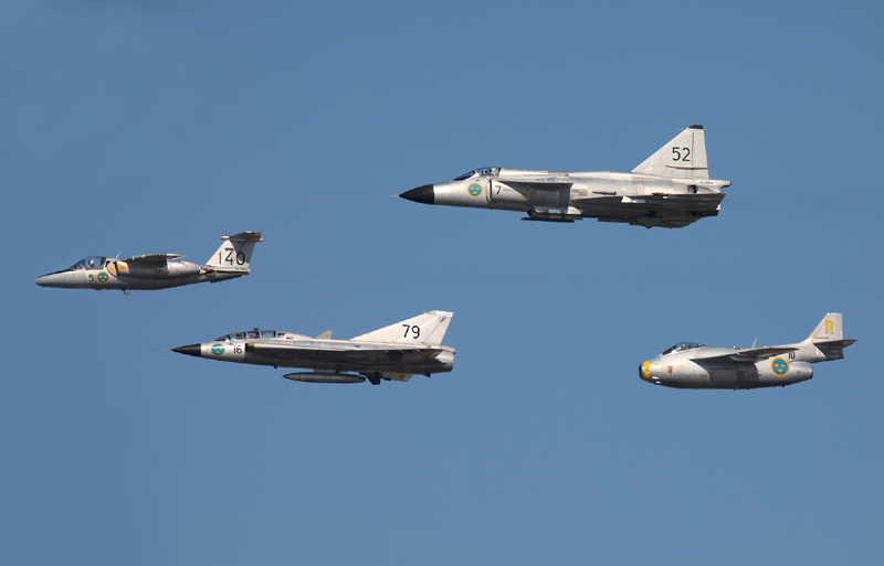 SK 60, Tunnan, Draken, Viggen.