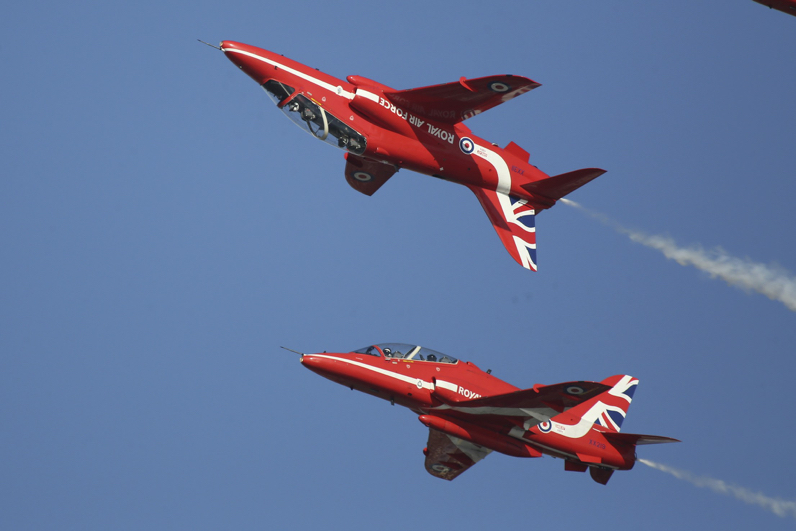 Red Arrows low pass inverted